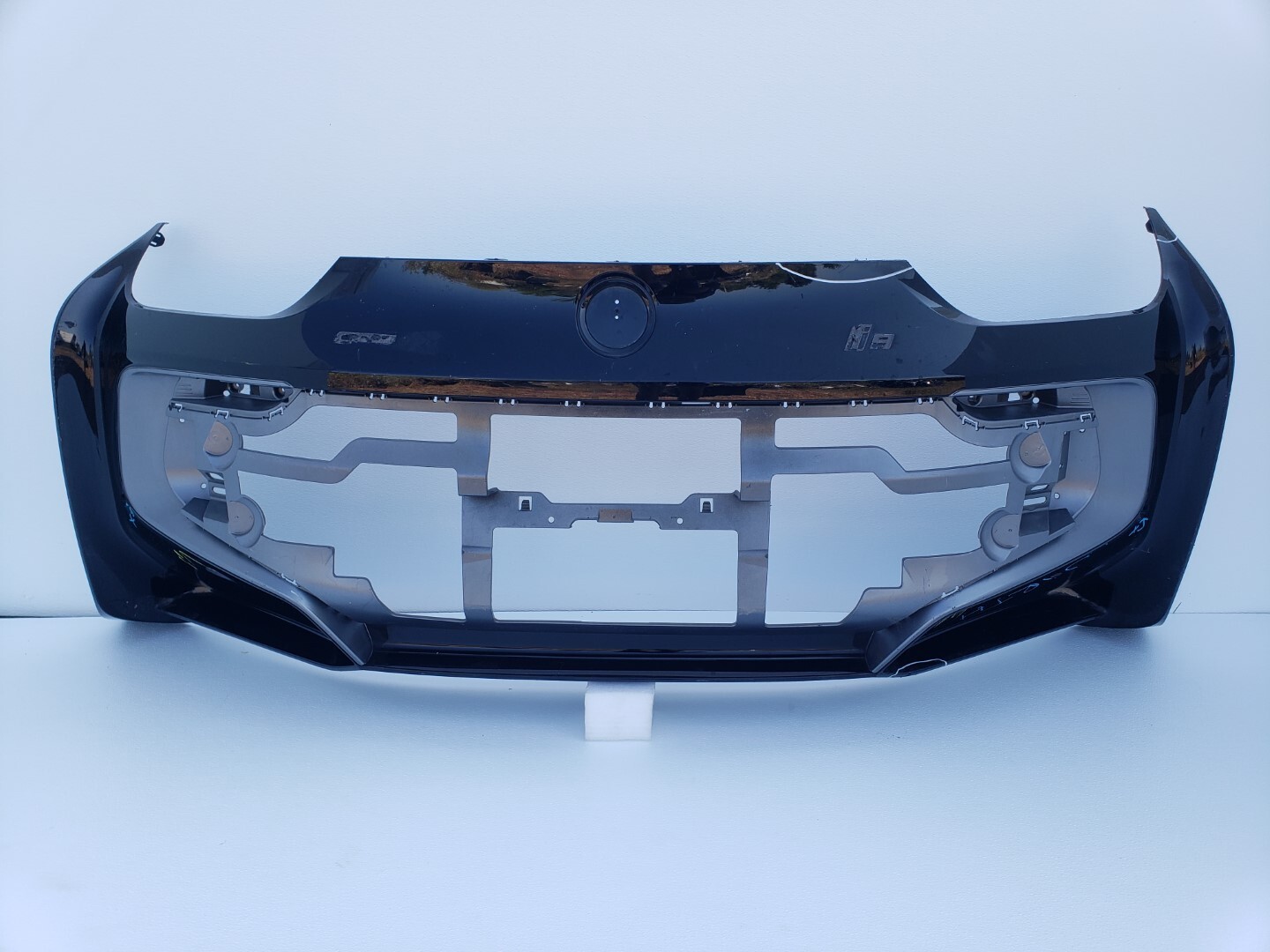 14 15 16 17 18 19 20 2014 2020 BMW i8 REAR BUMPER COVER 7336298 OEM