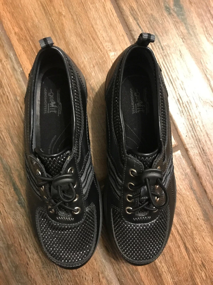 Women's Size 5M Tennis Walking Casual Shoes Get Fit Toggle Grasshoppers blackc - Image 2 of 4