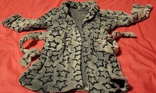 Boys Gray with stars plush soft size 5T bathrobe with strap  2 pockets