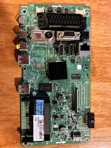 HAUPTPLATINE 17MB110 23362849 FÜR HITACHI 32HB6J51U TV SCR: VES315WNDS-2D-N13