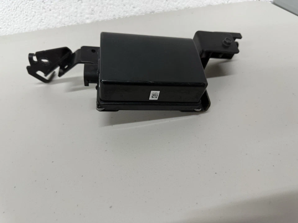 2014-2024 Infiniti Q50 Q60 Front Distance Radar Sensor OEM 28438 4GA3B - Image 4 of 4