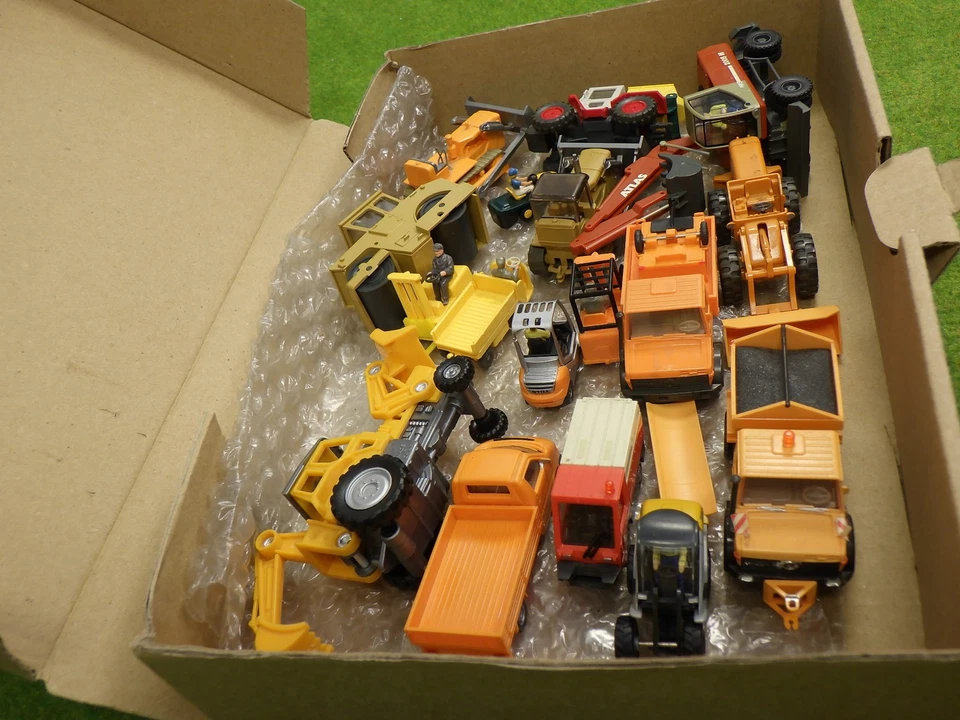 Wiking etc H0 Konvolut vers. Baufahrzeuge etc (VR) D0519 - Bild 3 von 4