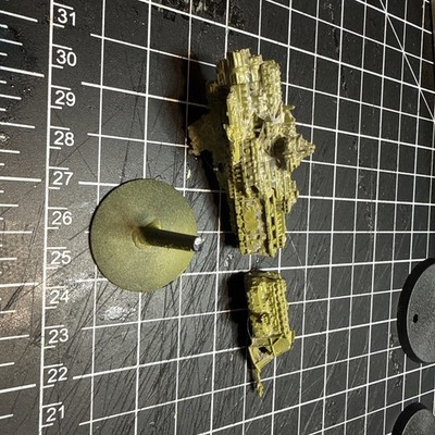 Warhammer 40k Battlefleet Gothic Imperial Cruiser wreckage x1 OOP Painted 