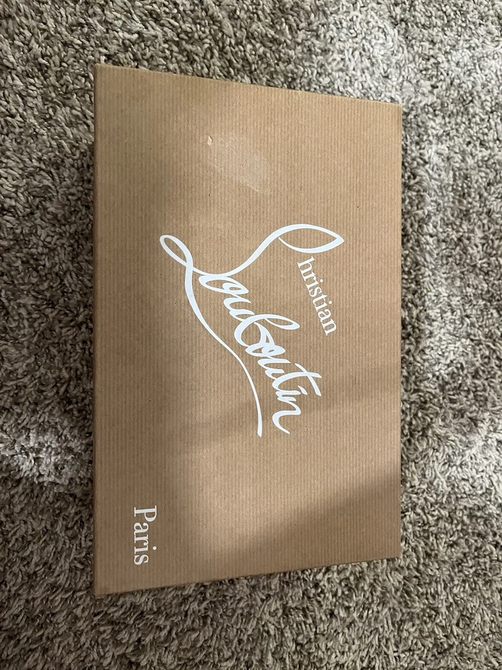 Christian Louboutin Hot Chick 尖头泵 - 黑色,美国 — 第 4/4 张图片