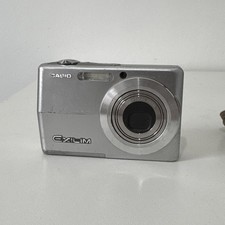 CASIO EXILIM EX-Z500 Compact Digital Camera FOR PARTS NOT WORKING