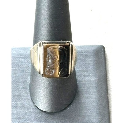 MEN'S YELLOW GOLD CARVED ANCIENT WARRIOR TIGER'S EYE CAMEO SIGNET SKY
