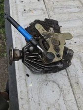 Cub Cadet Hydrostatic Pump 3204 3206 3205 3208 3235 3240 3100 3200