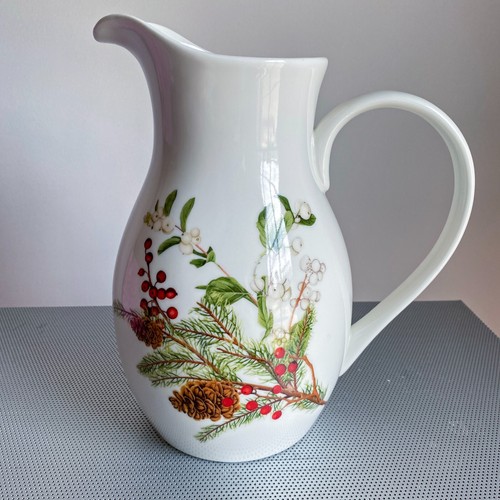 Williams Sonoma Woodland Berry Pinecone Pitcher Discontinued