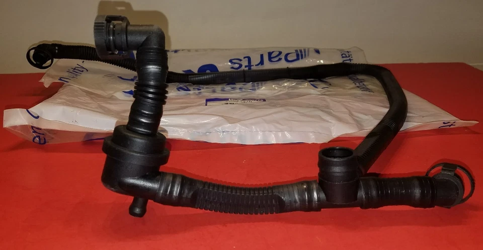 Шланг вакуумный вентиляционный для картера Audi и Volkswagen PCV для Passat A4 A6 URO - Изображение 3 из 4