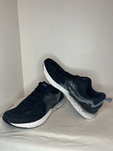 new balance mens running shoes size 11