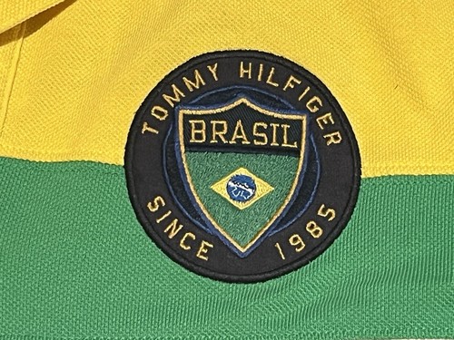 Polo Tommy Hilfiger Para Hombre BRASIL Fútbol Golf Amarillo Hechizo Talla L - Imagen 3 de 9