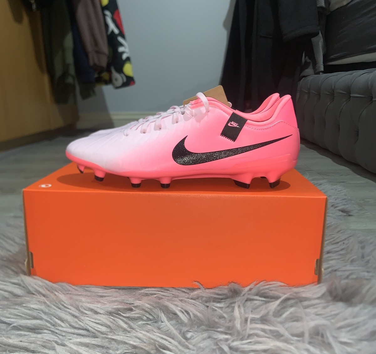 peach nike football boots