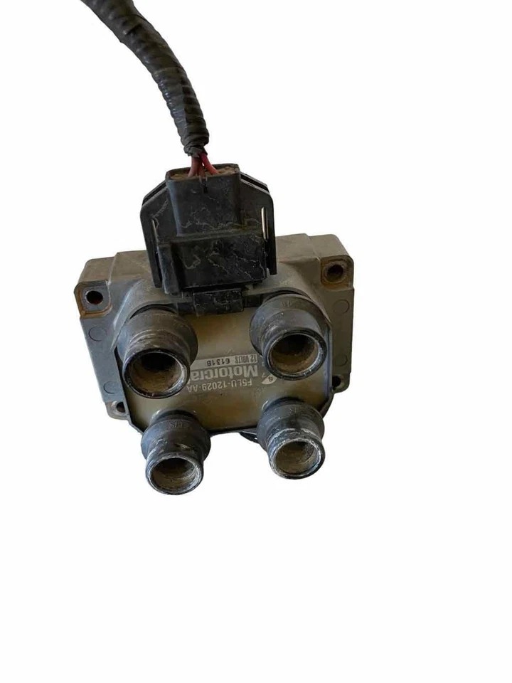 95 96 97 98 99 Ford Pickup F150 Encendedor Bobina Encendido Foto 4 de 4