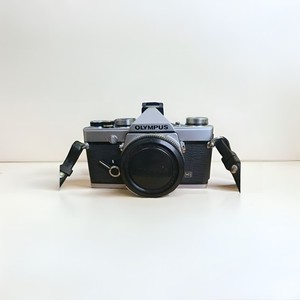 Olympus OM-1 Early Pre MD Silver 35mm Film SLR Camera Body - New Light Seals