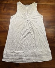 Oscar De La Renta Women’s White V-neck Sleeveless Eyelet Detail Tunic Top Sz M