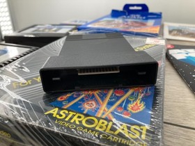 Vintage Atari 5200 Video Game Lot Pac Man 5208 Defender Joust DC Comic Magazine