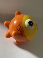 Munchkin Fishin Bath Toy Replacement Piece Part Orange Yellow Fish A3