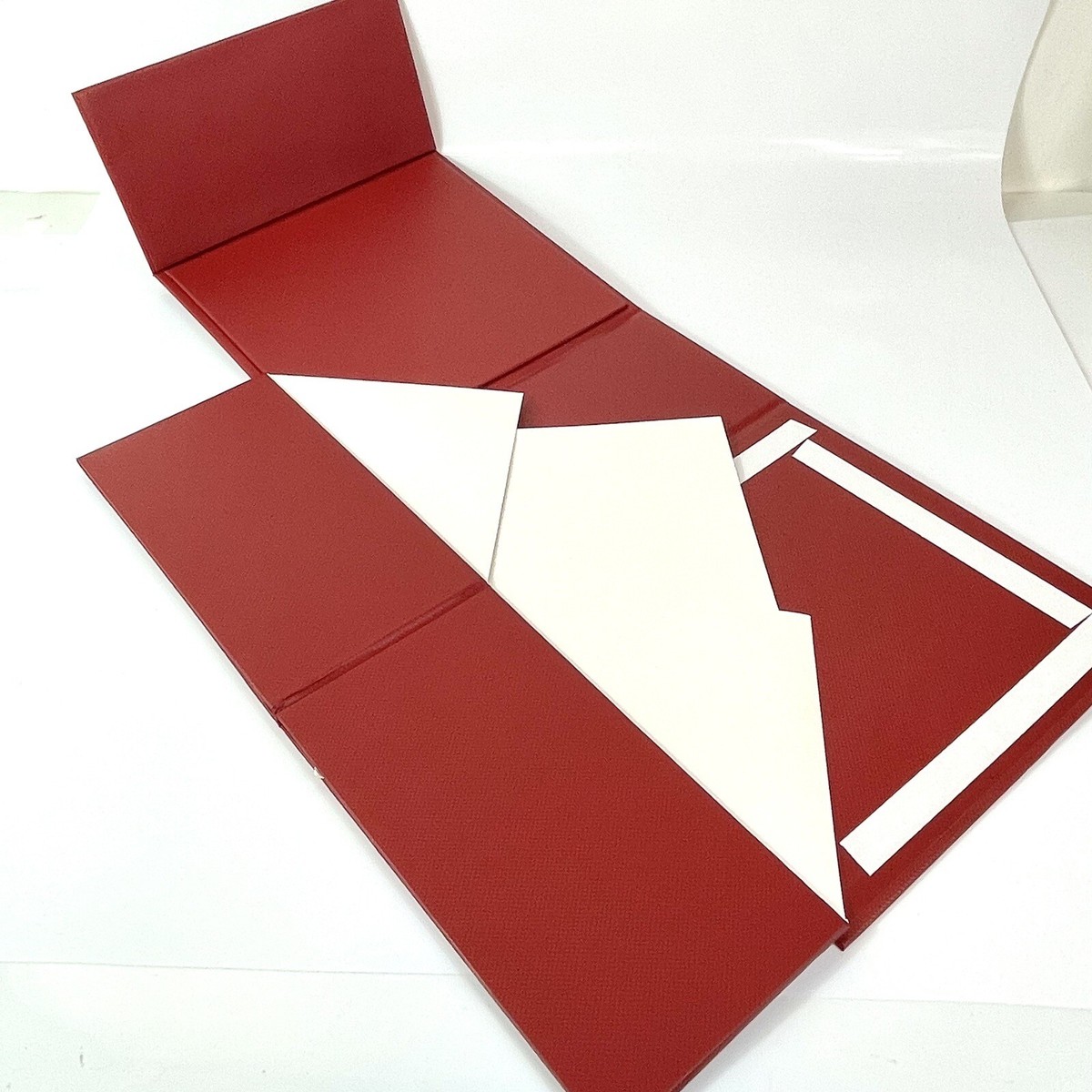 Authentic TOM FORD Square Empty Gift Box Packaging Heart Red 7.75