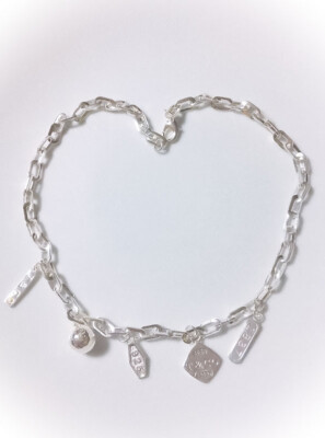 COLLAR CON DIJES EN PLATA ALTA CALIDAD JOYA IDEAL PARA REGALO MUJER NOVIA