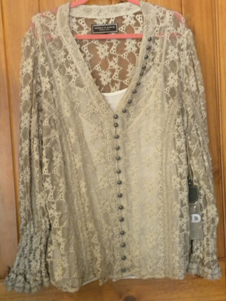 DOBLE D RANCHO SEDA ENCAJE "POR AMOR AL ENCAJE" NUEVO CON ETIQUETAS 2X $325