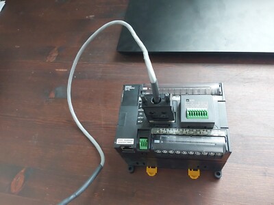 PLC Omron SYSMAC CP1L-EM30DR-D controller Incl. Omron CP1W für Analoge Signale