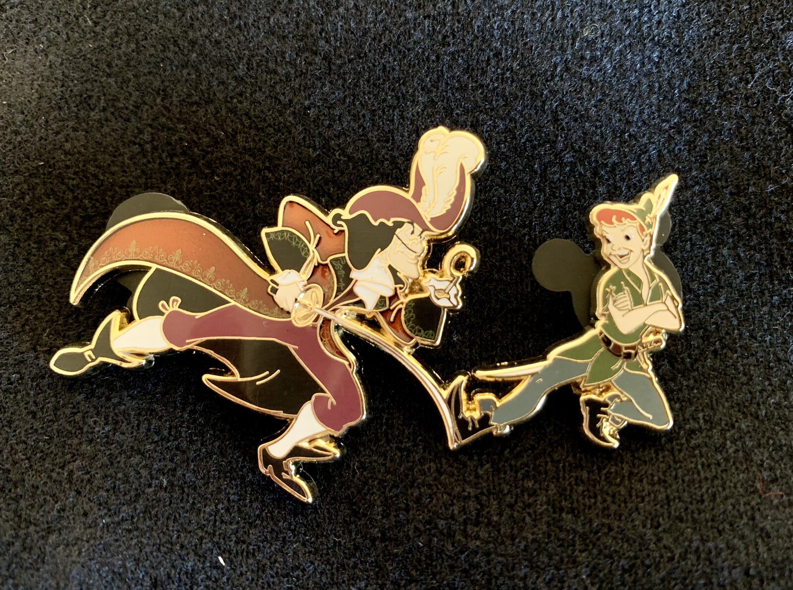 Disney D23 EXPO Fairytale Designer Peter Pan and Captain Hook Pin LE 1000