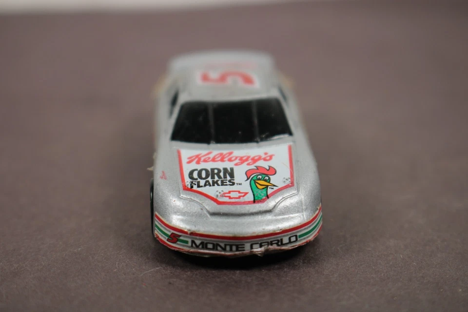 Nevins International Terry Labonte Kellogg's Corn Flakes Silver Monte Carlo 1/64 Foto 2 de 4