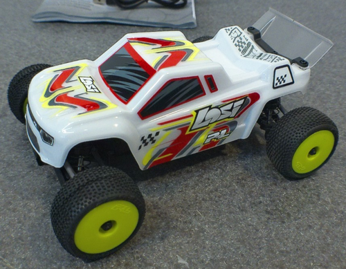 Losi Micro-T 1/28 2WD Stadium Truck White LOS1392T1 - Picture 3 of 6