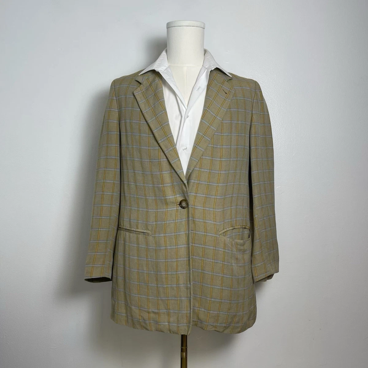 25+ Emporio Armani Suits & Suit Separates for Women for sale