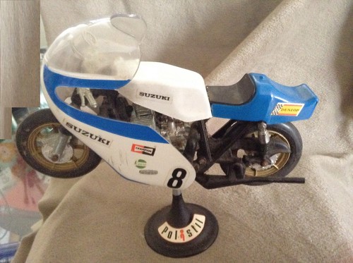 Polistil Suzuki Scale 1:15 Motorcycle - Picture 6 of 12