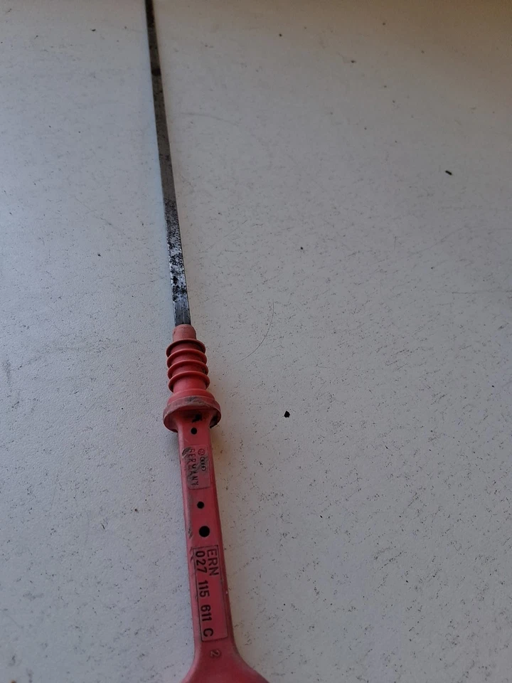 Original Volkswagen dipstick number 027 115 611 c - Image 2 of 4