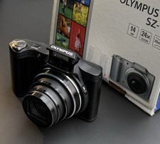 Olympus SZ-14 silber 14,0 MP kompakte Digital...