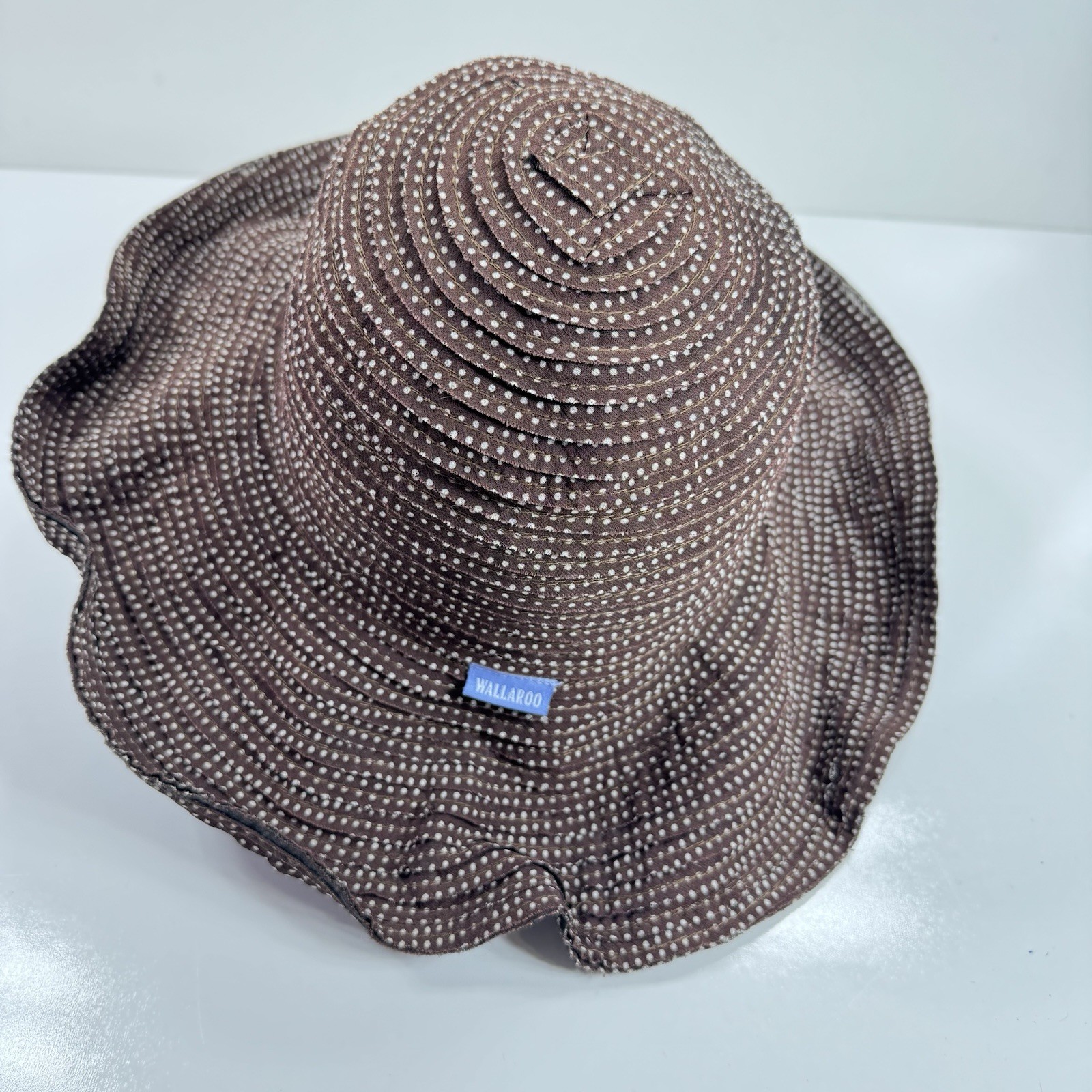 Wallaroo Hat Co Scrunchie Poseable Brim Brown Whi… - image 2