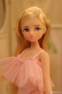 muñeca agotada 2018