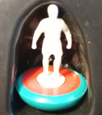 Équipe SUPERFOOTY (Subbuteo) Non Peinte - 11 Joueurs - Très Bon état - Compatible Plusieurs Marques