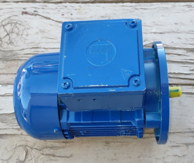 BRONZONI 510624 3 PHASE MOTOR .18KW B1083A-1100 277/480V 1/4hp