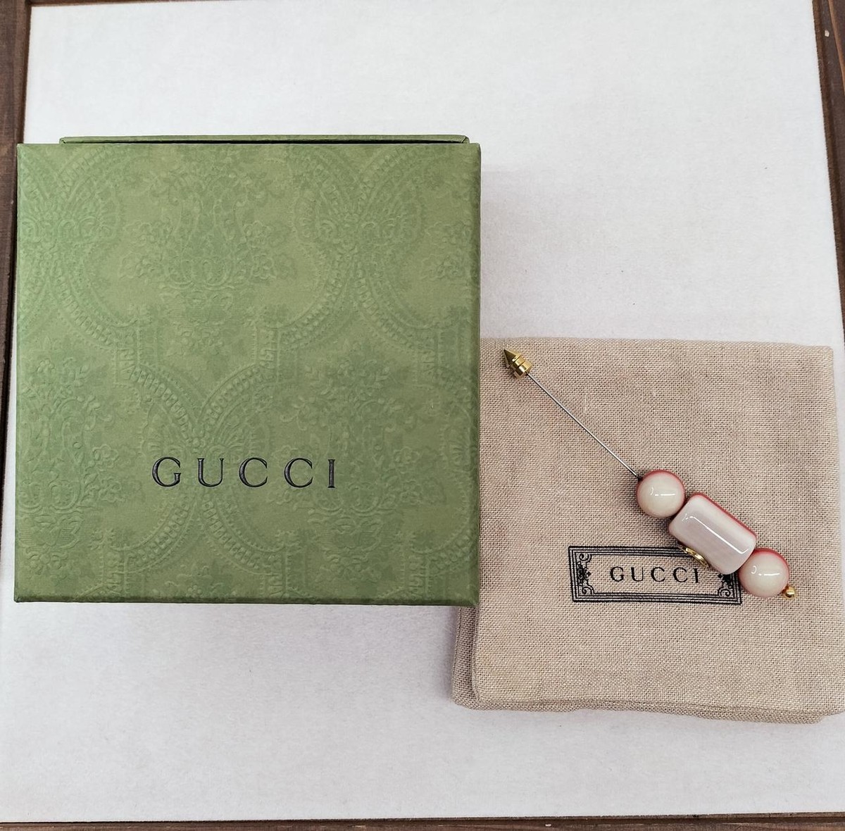 【美品・希少】GUCCIグッチaccessory collectionタイピン Auth GUCCI Pin Brooch G Logo Stripe Multi Color Accessory