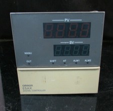 Omron E5AX-LA  Digital Temperature Controller