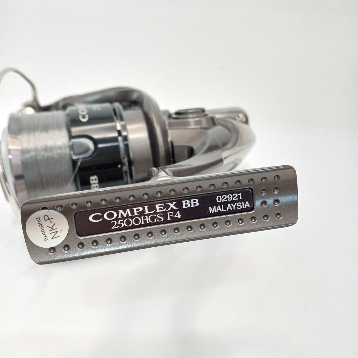 シマノ SHIMANOCOMPLEX BB 2500HGS F4 シマノ(SHIMANO) コンプレックス BB 2500HGS F4(外箱破損あり
