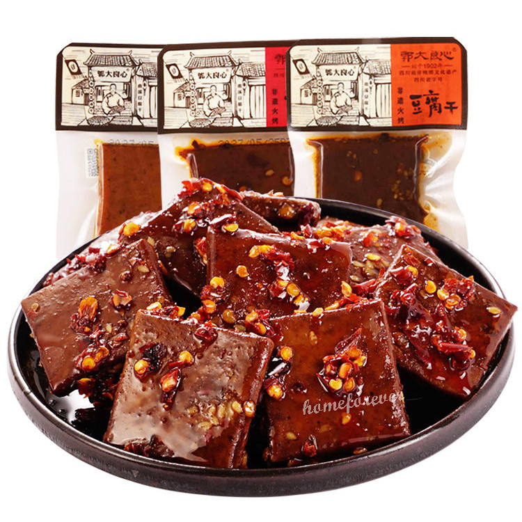 郭大良心火烤豆腐干 炭香/香辣/孜然/混合 Tofu seco bocadillos picantes chinos especialidad 450 g
