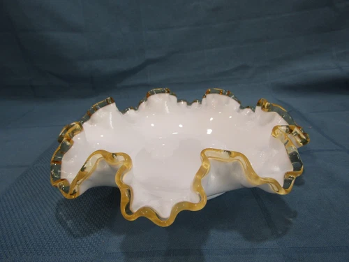 Fenton VTG Ruffled Crimped Gold Crest White Milk Glass Bowl Candy Trinket Dish "