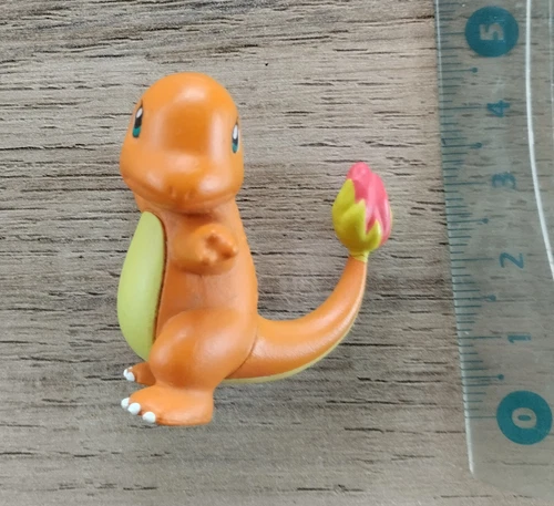 Figurine Salamèche Pokémon Tomy Nintendo 2017
