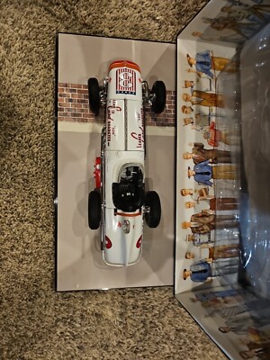 ROGER WARD LEADER CARD WATSON ROADSTER 1962 INDY 500 WINNER 1:18