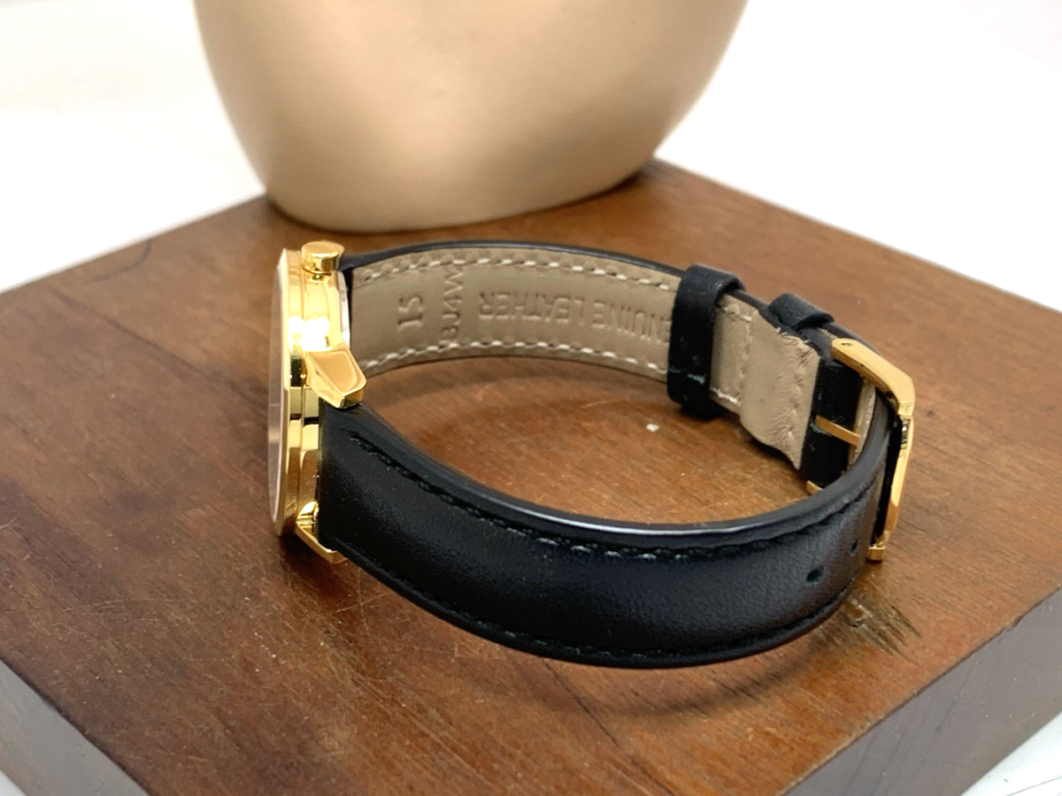 Movado Women display picture 1