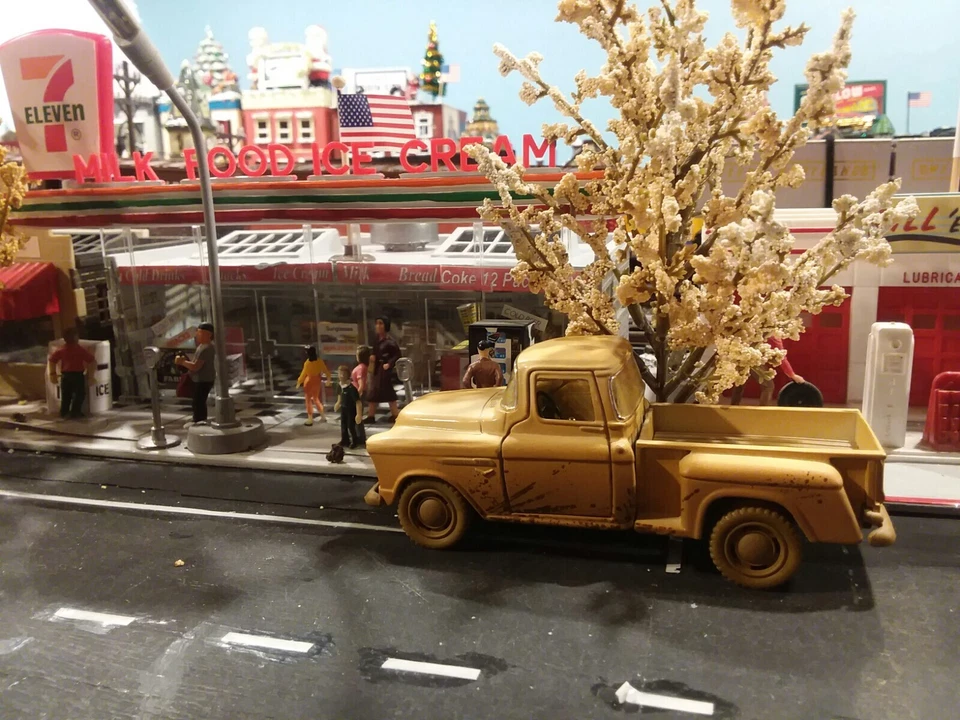 Kinsmart 2 汽车套装 #300 55 英尺雪佛兰皮卡均全新完好! — 第 4/4 张图片