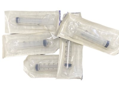 (93) General Use 5mL Plastic Graduated Slip Tip Syringes Blister Packed