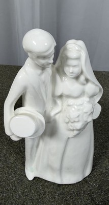 ROYAL DOULTON IMAGES BRIDE AND GROOM FIGURINE HN3281(NO BOX) wedding cake topper