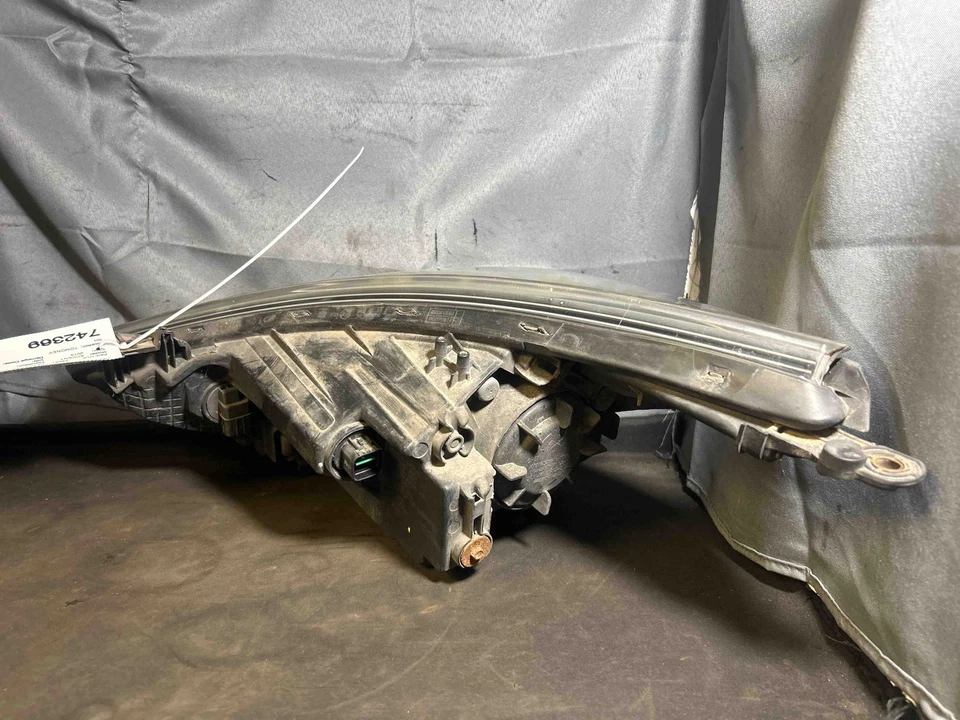 Fits 2012-2014 Hyundai Accent Right Headlight Assembly OEM:921021R010 - Изображение 2 из 4