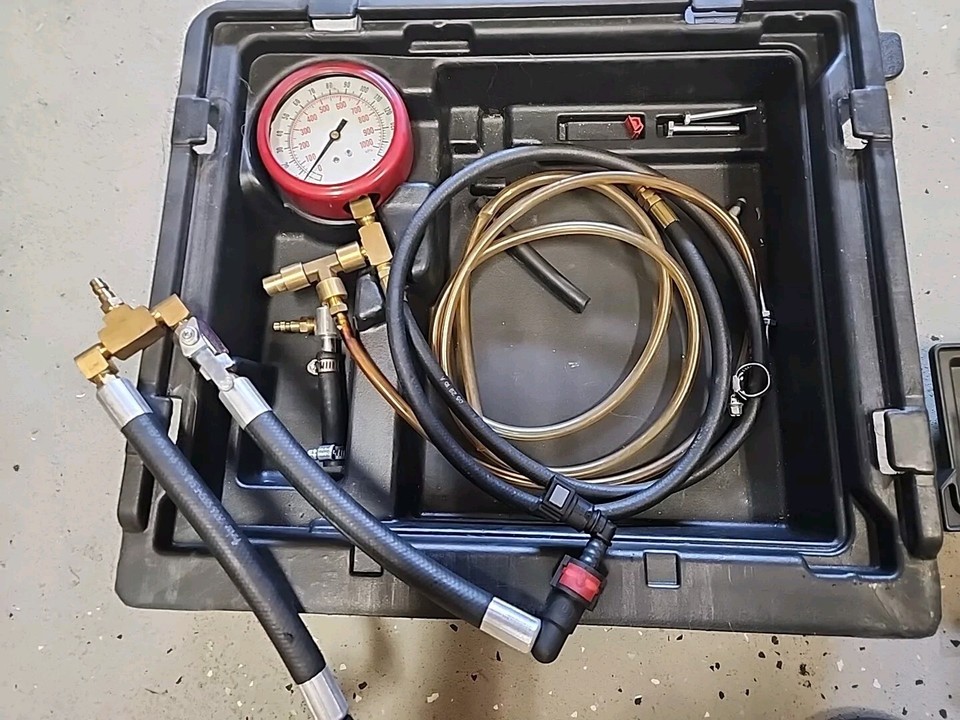 Snapon Master Fuel Pressure Test Set EEFI500A MINT + Extra Adapters