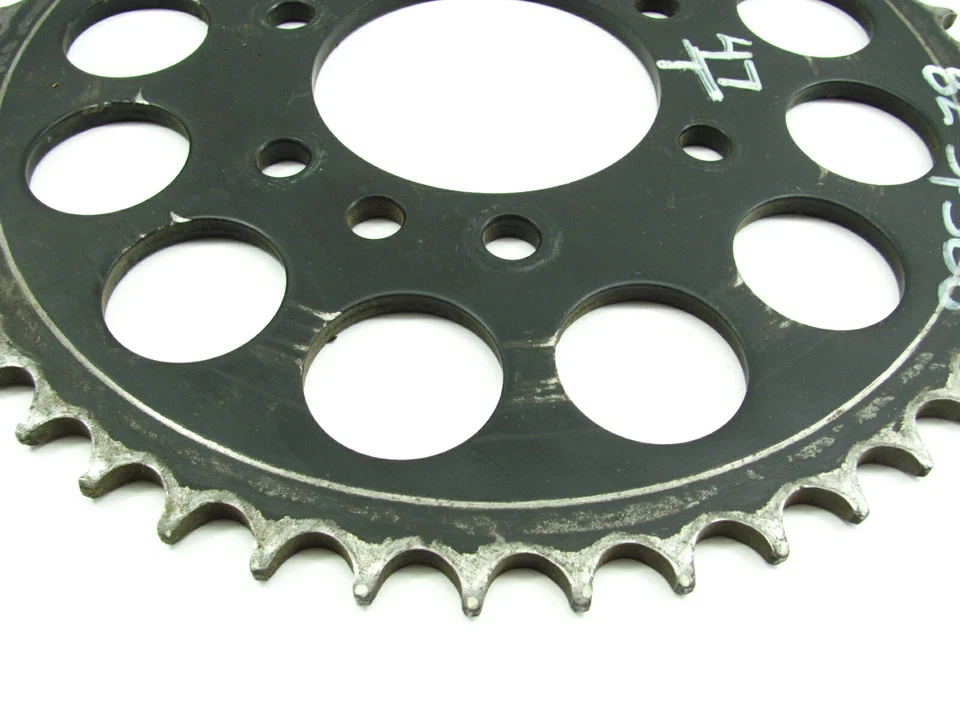 1982 SUZUKI 82 SP500 SP 500 SP500Z - REAR WHEEL CHAIN SPROCKET 47T - Image 4 of 4